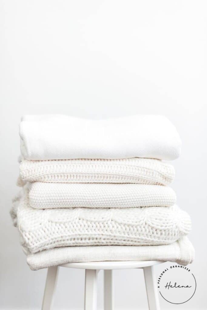 How to Organize The Linen Closet.