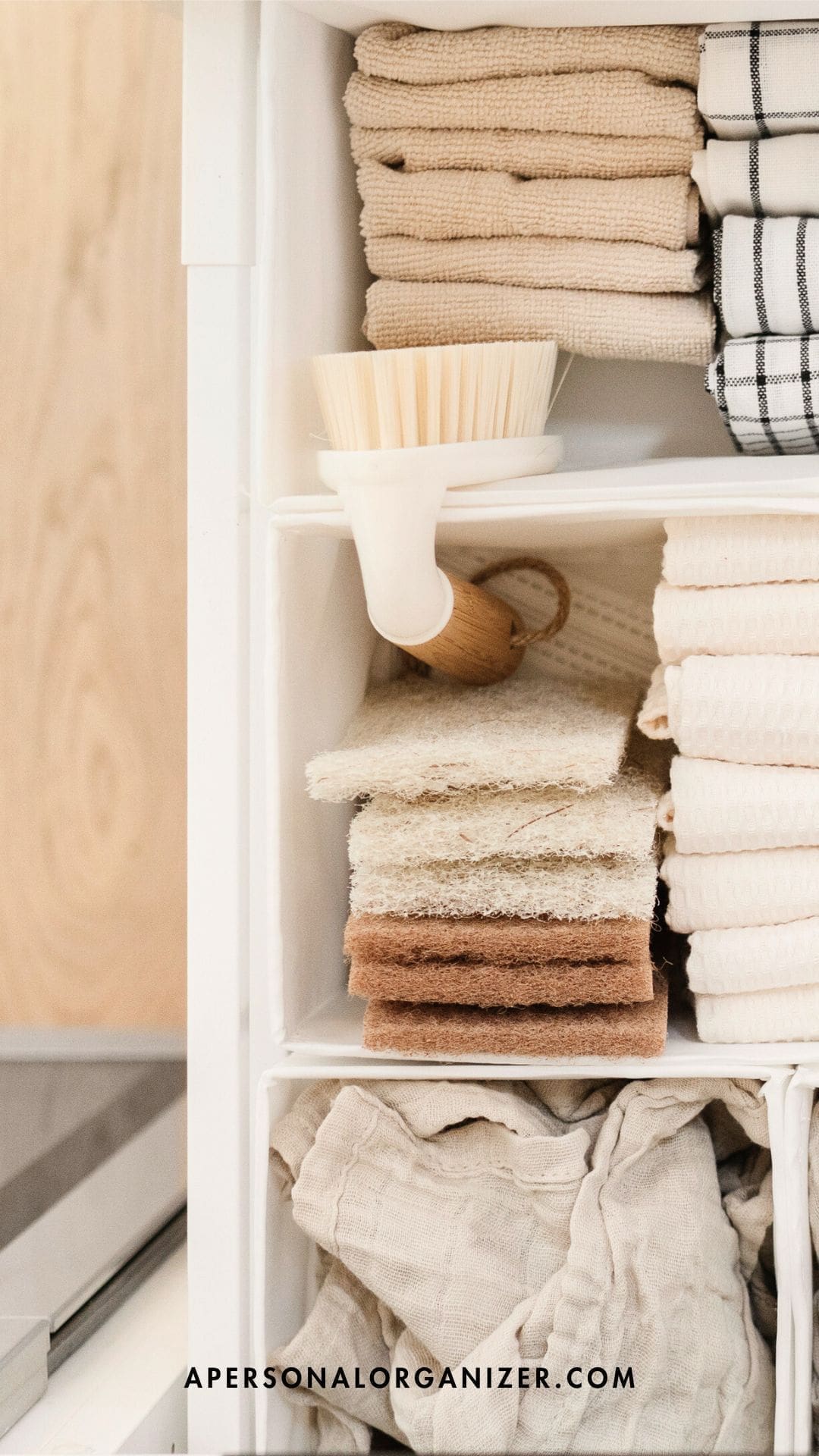 organized kitchen drawer - blog post image