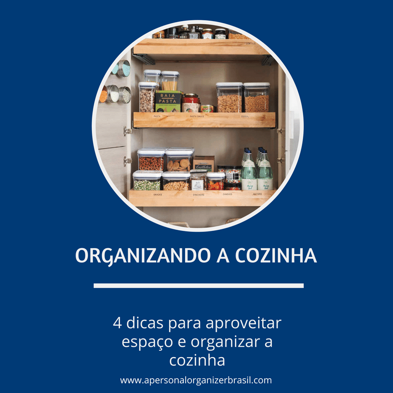 A photo of a neatly organized kitchen pantry with jars and containers labeled and arranged on shelves. The text below the photo reads, "ORGANIZANDO A COZINHA: 4 dicas para aproveitar espaço e organizar a cozinha" followed by a web address.